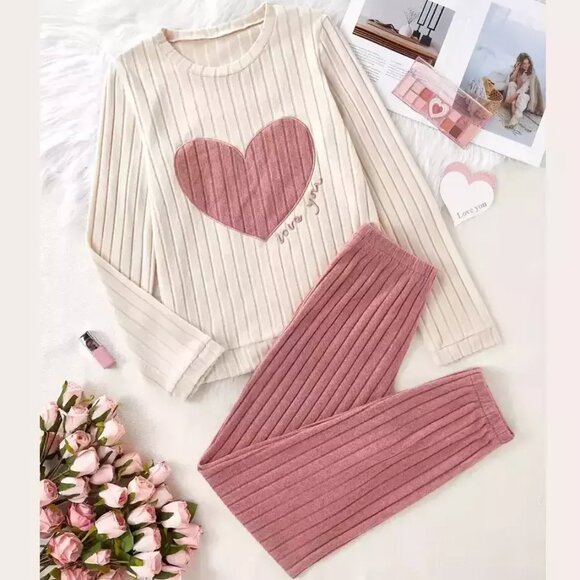 Women's Heart Embroidered All-Season Loungewear/Pajama Set - Picture 3 of 11